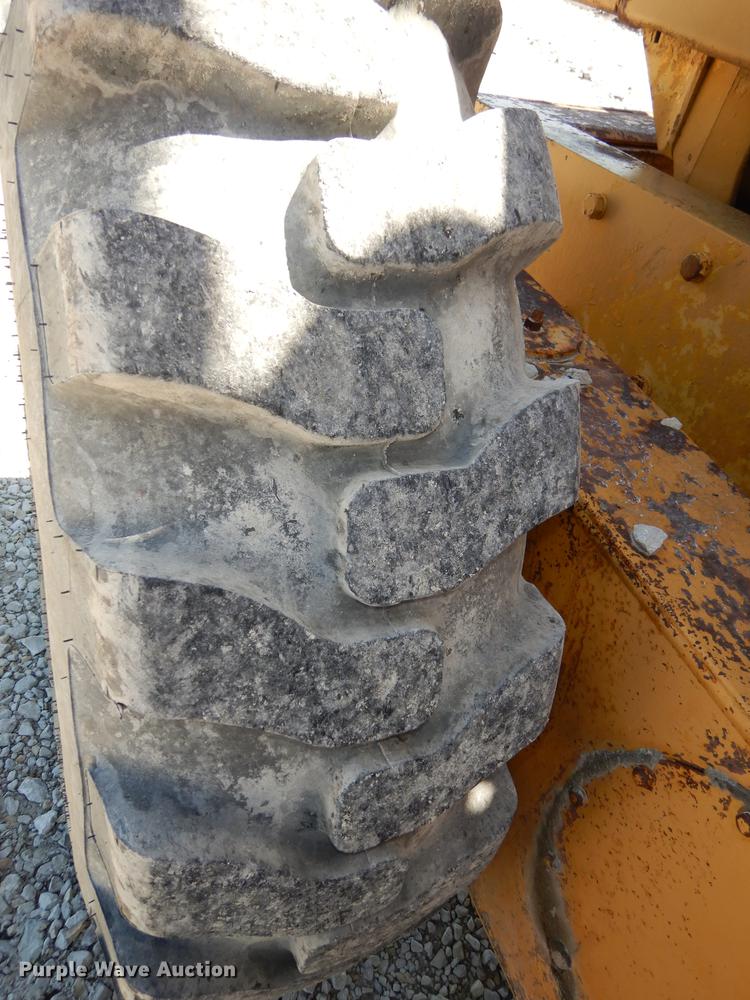 image for item DC0445 Adams 550 rigid frame motor grader