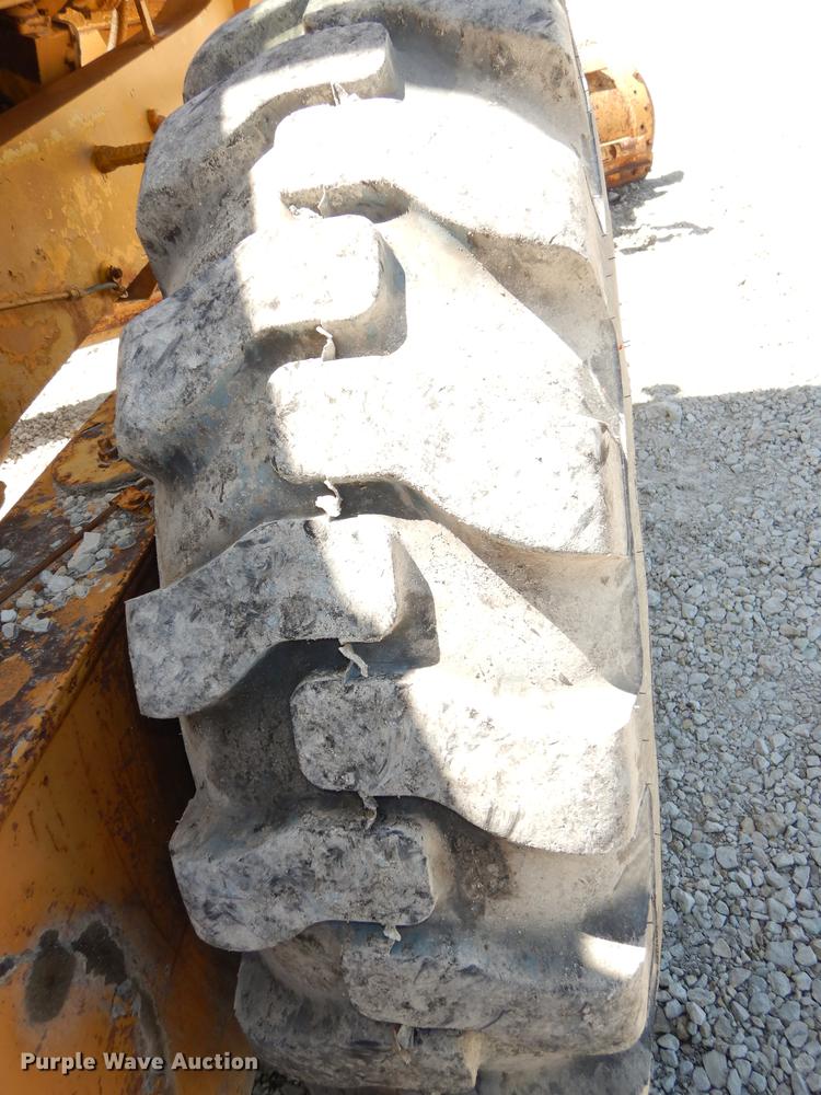 image for item DC0445 Adams 550 rigid frame motor grader