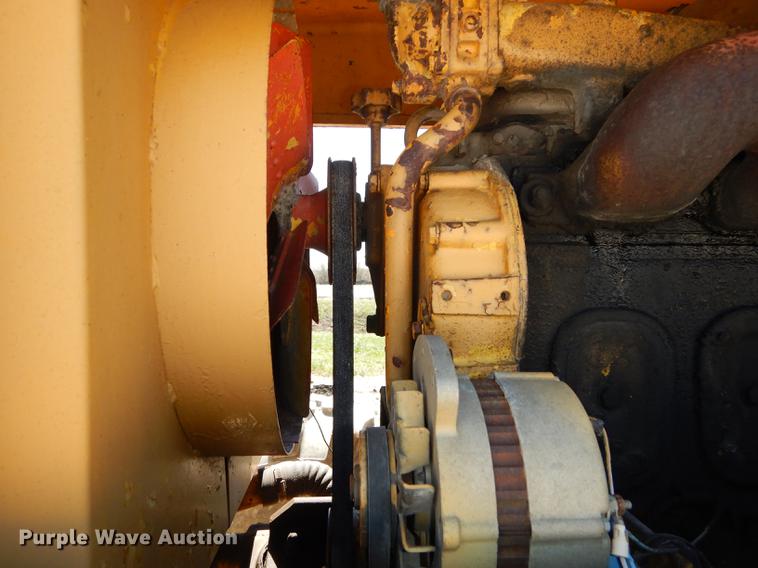 image for item DC0445 Adams 550 rigid frame motor grader