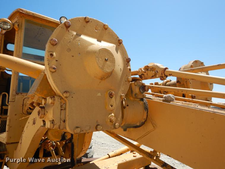 image for item DC0445 Adams 550 rigid frame motor grader