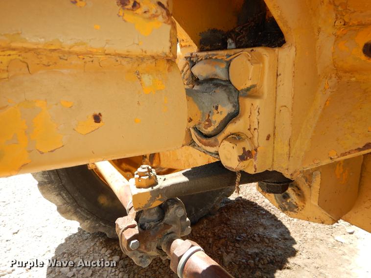 image for item DC0445 Adams 550 rigid frame motor grader