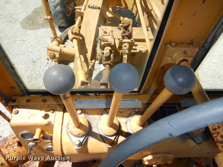 image for item DC0445 Adams 550 rigid frame motor grader