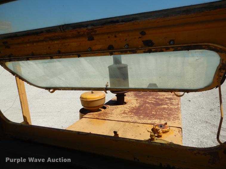 image for item DC0445 Adams 550 rigid frame motor grader