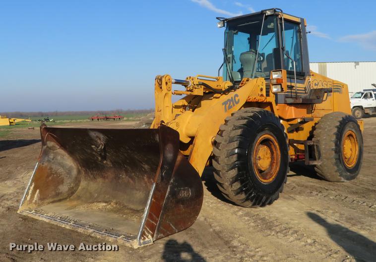 image for item DC0998 1999 Case 721C wheel loader