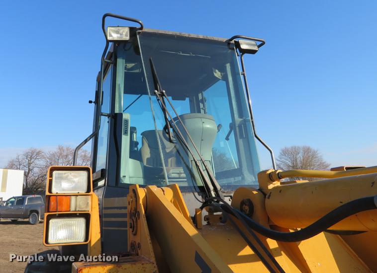 image for item DC0998 1999 Case 721C wheel loader
