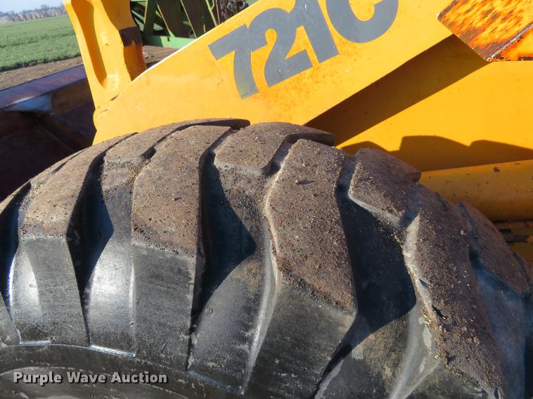 image for item DC0998 1999 Case 721C wheel loader