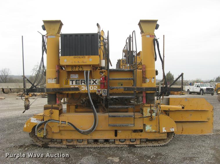 image for item DC2290 2002 CMI SF3002 paver