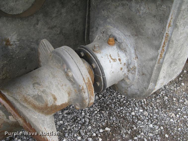 image for item DC2290 2002 CMI SF3002 paver