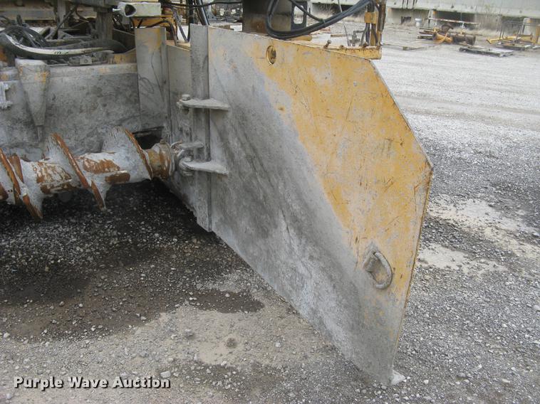 image for item DC2290 2002 CMI SF3002 paver