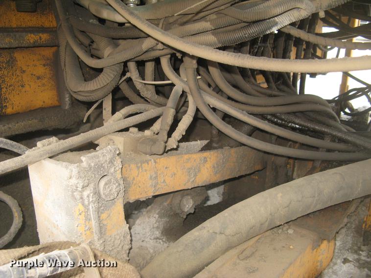 image for item DC2290 2002 CMI SF3002 paver