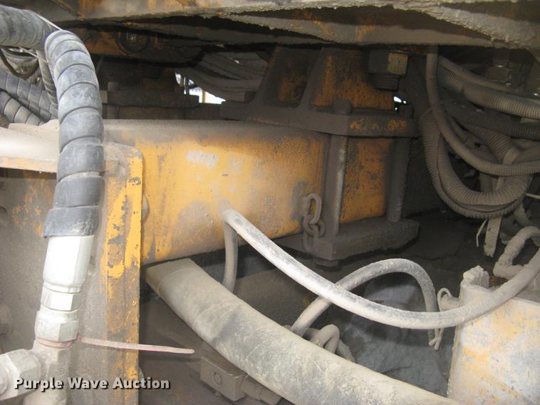 image for item DC2290 2002 CMI SF3002 paver