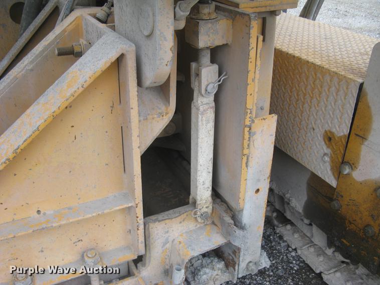 image for item DC2290 2002 CMI SF3002 paver