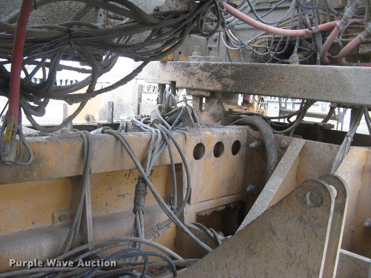 image for item DC2290 2002 CMI SF3002 paver