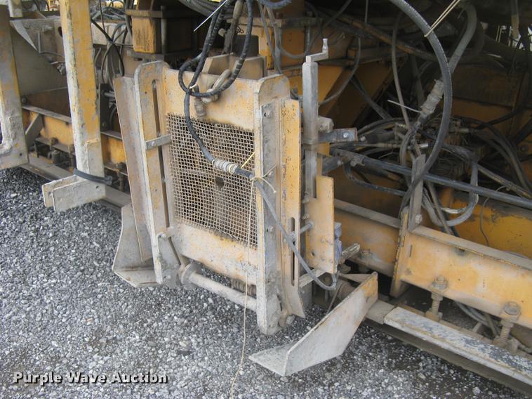 image for item DC2290 2002 CMI SF3002 paver