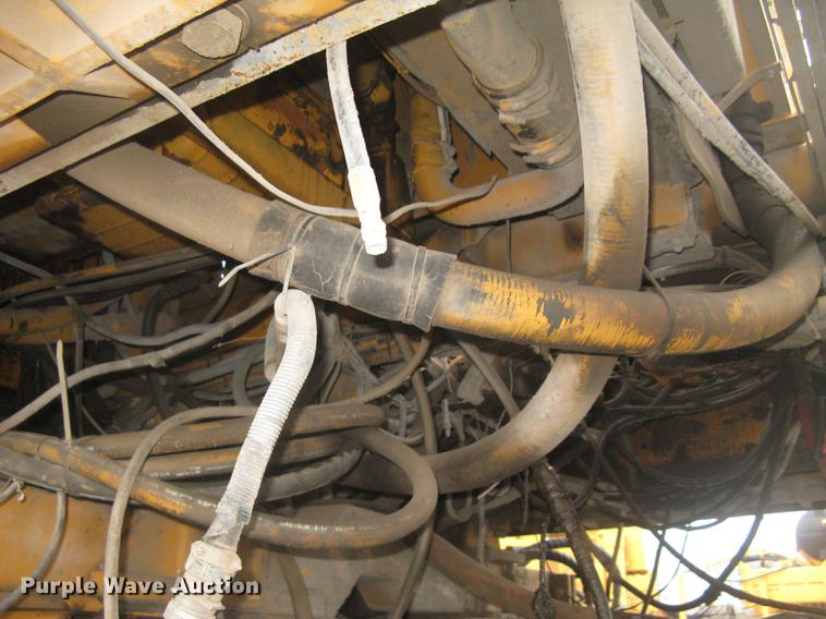 image for item DC2290 2002 CMI SF3002 paver