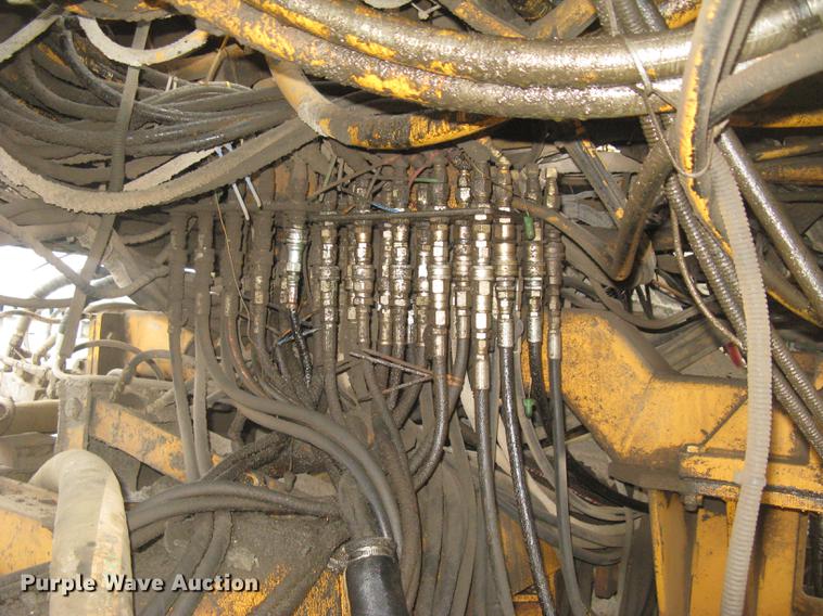 image for item DC2290 2002 CMI SF3002 paver