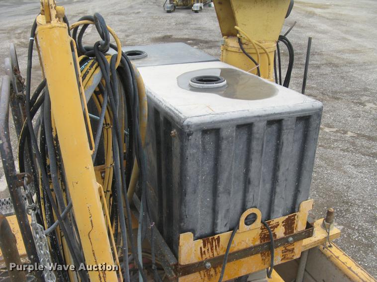 image for item DC2290 2002 CMI SF3002 paver