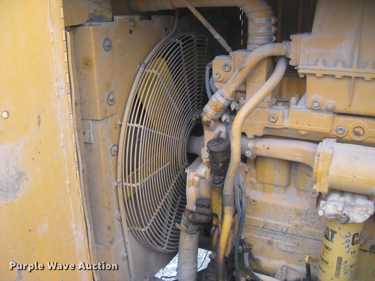 image for item DC2290 2002 CMI SF3002 paver