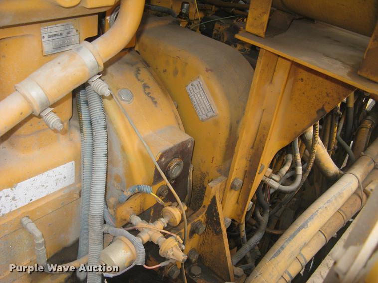 image for item DC2290 2002 CMI SF3002 paver