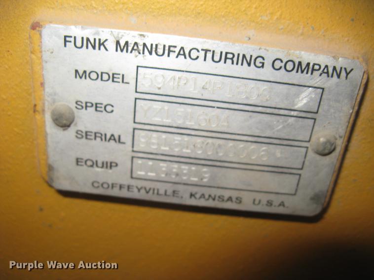 image for item DC2290 2002 CMI SF3002 paver