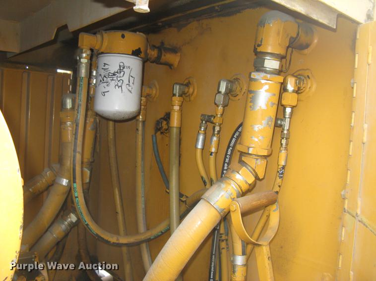 image for item DC2290 2002 CMI SF3002 paver