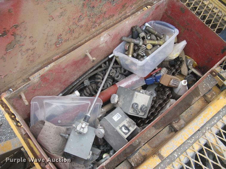 image for item DC2290 2002 CMI SF3002 paver