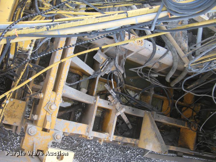 image for item DC2290 2002 CMI SF3002 paver