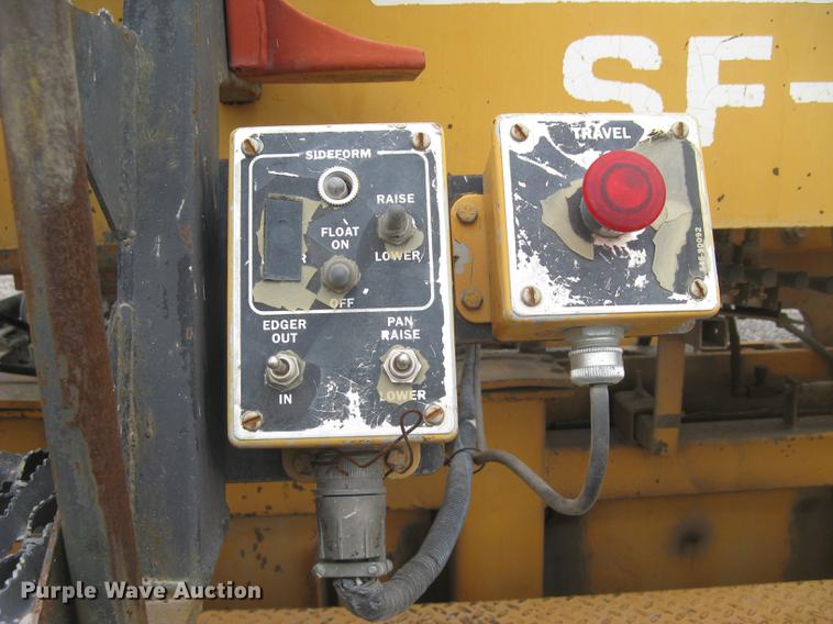 image for item DC2290 2002 CMI SF3002 paver