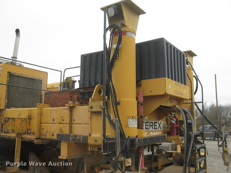 image for item DC2290 2002 CMI SF3002 paver