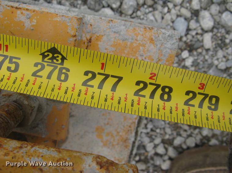 image for item DC2290 2002 CMI SF3002 paver