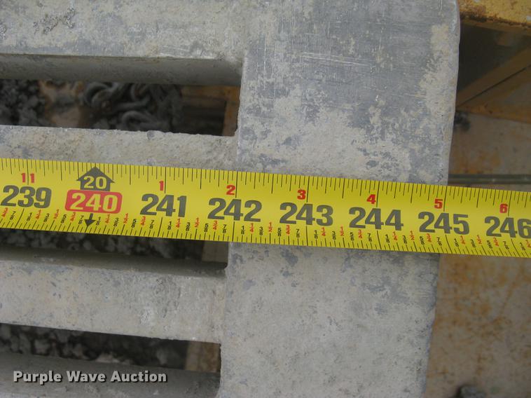 image for item DC2290 2002 CMI SF3002 paver