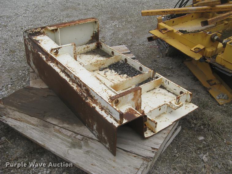 image for item DC2290 2002 CMI SF3002 paver