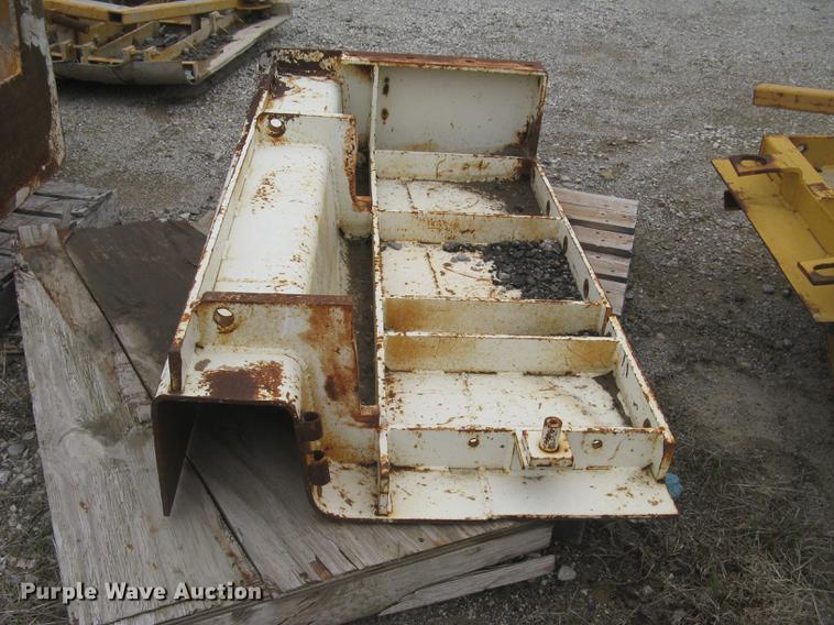 image for item DC2290 2002 CMI SF3002 paver