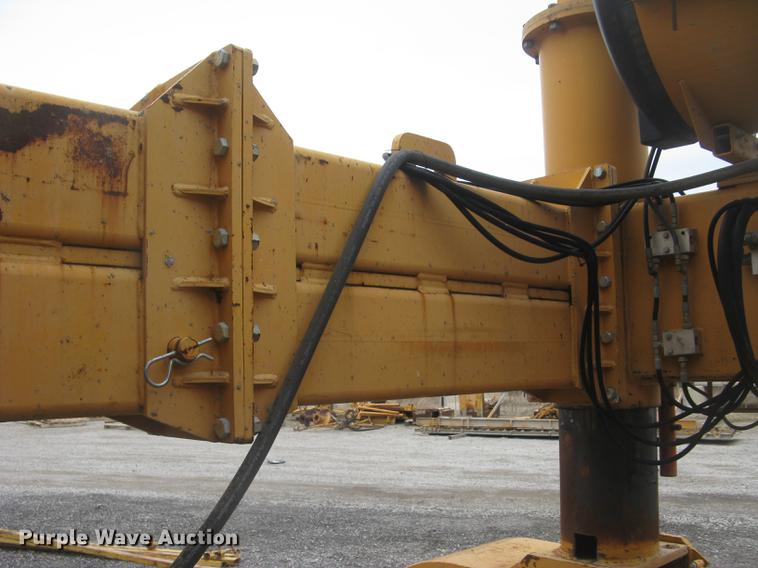 image for item DC2291 2003 CMI PS3302 placer spreader