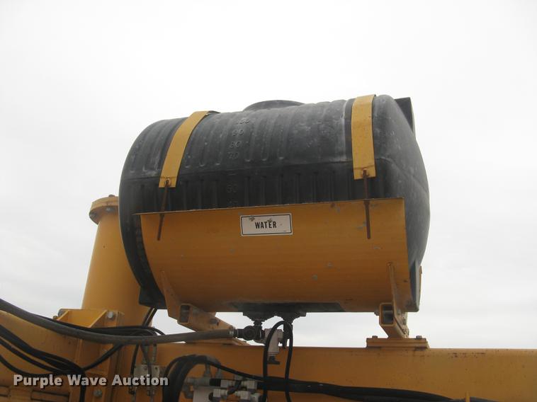 image for item DC2291 2003 CMI PS3302 placer spreader