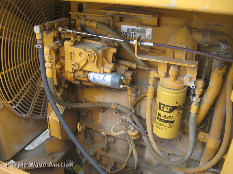 image for item DC2291 2003 CMI PS3302 placer spreader