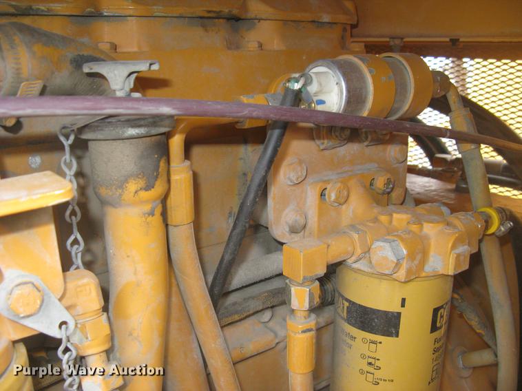 image for item DC2291 2003 CMI PS3302 placer spreader