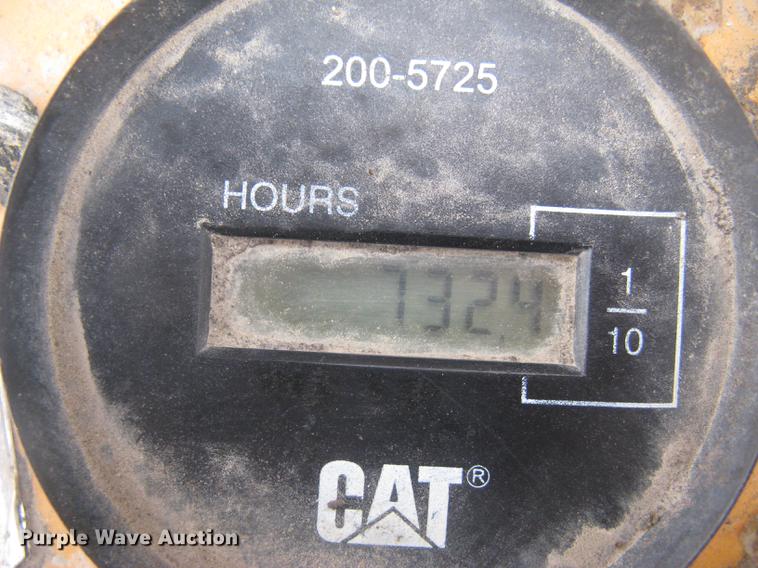 image for item DC2291 2003 CMI PS3302 placer spreader