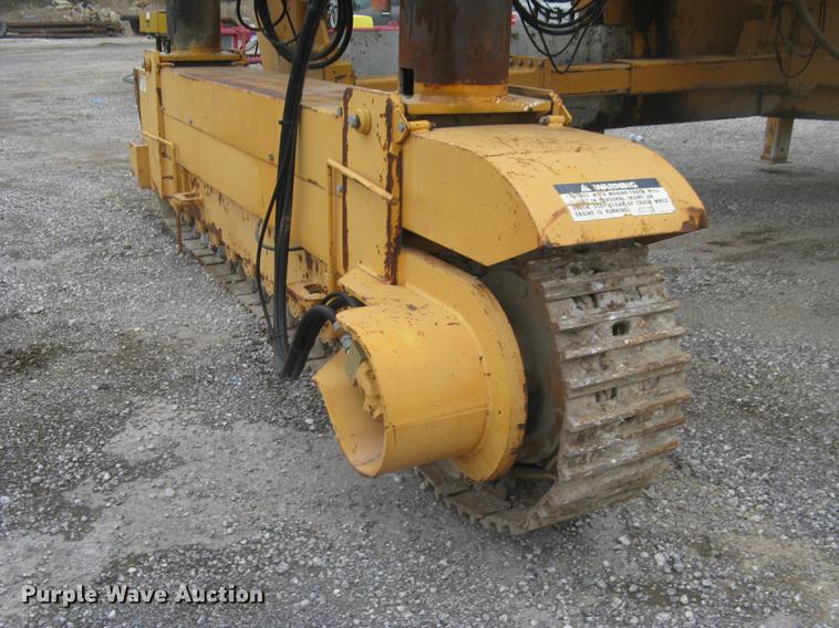 image for item DC2291 2003 CMI PS3302 placer spreader