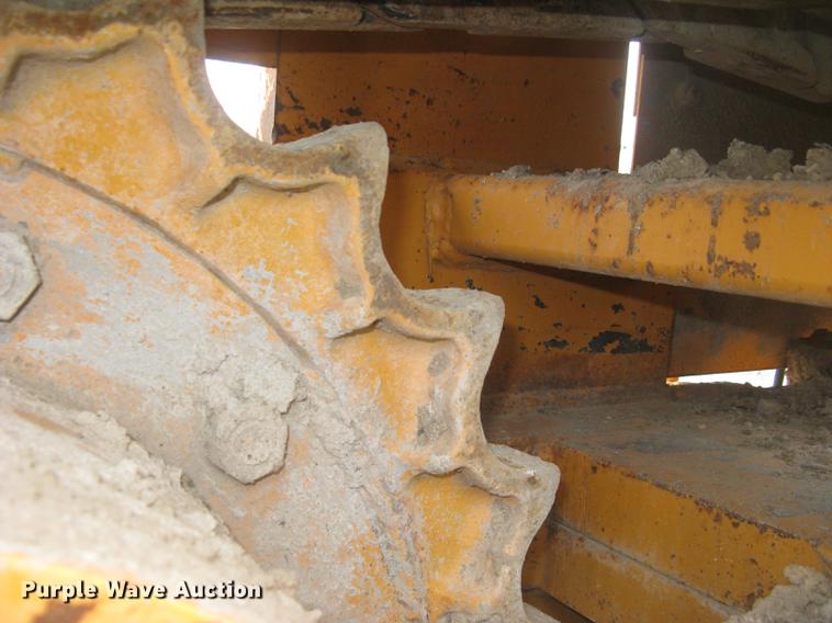 image for item DC2291 2003 CMI PS3302 placer spreader