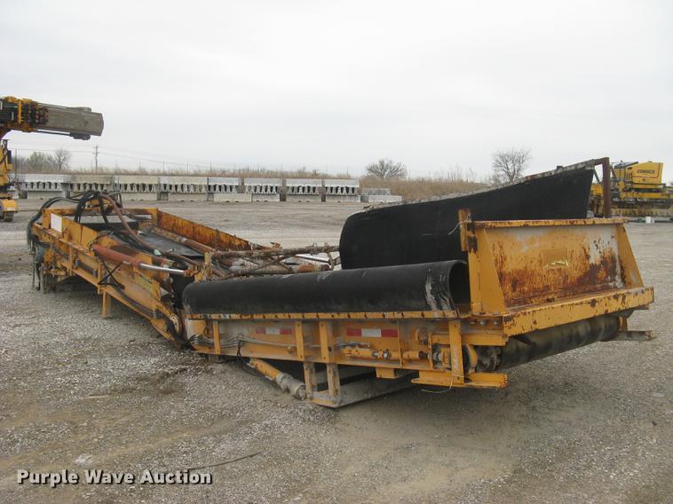 image for item DC2291 2003 CMI PS3302 placer spreader