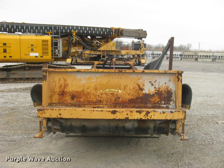 image for item DC2291 2003 CMI PS3302 placer spreader