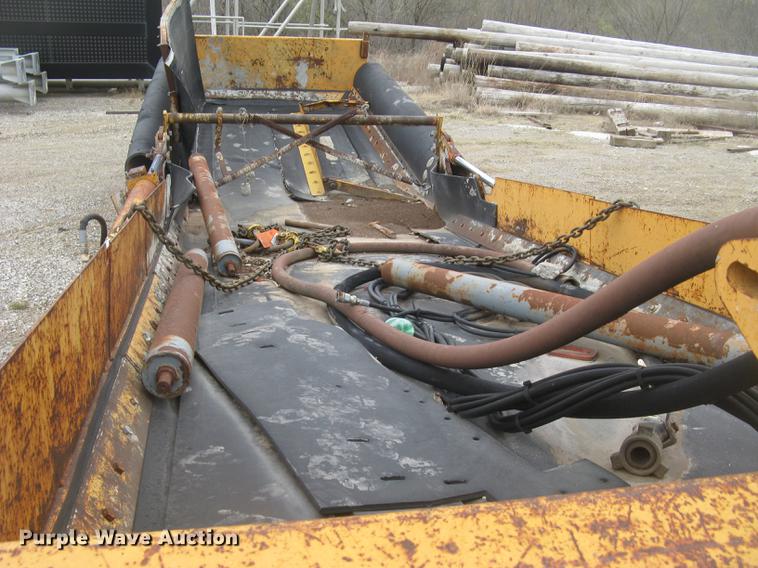 image for item DC2291 2003 CMI PS3302 placer spreader