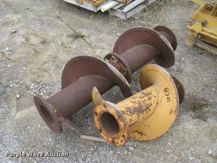 image for item DC2291 2003 CMI PS3302 placer spreader