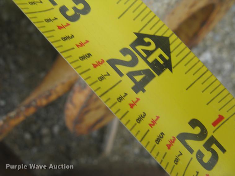 image for item DC2291 2003 CMI PS3302 placer spreader