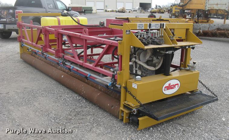 image for item DC2292 2013 Allen Engineering 200C tube paver