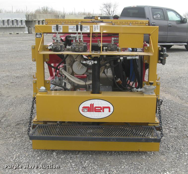 image for item DC2292 2013 Allen Engineering 200C tube paver
