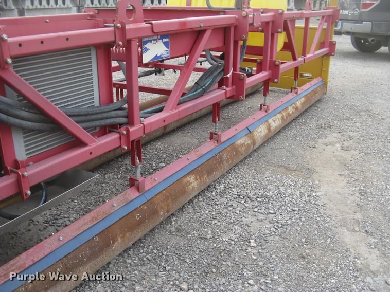 image for item DC2292 2013 Allen Engineering 200C tube paver