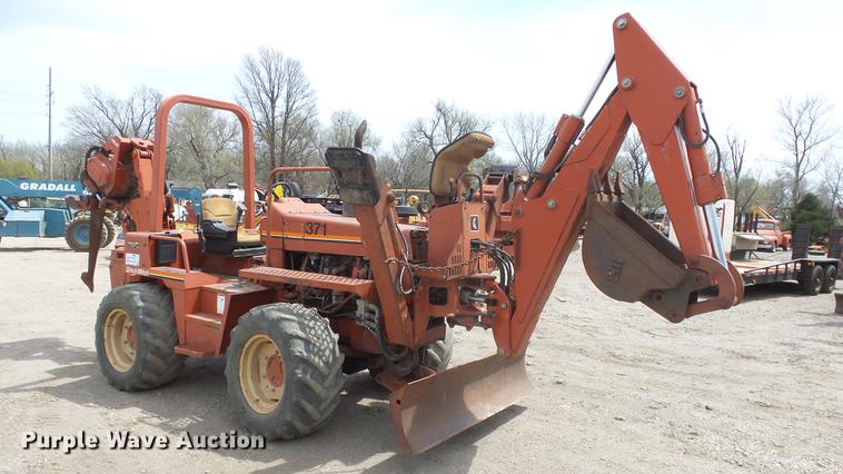 image for item DC3036 2000 Ditch Witch 8020 Turbo cable plow