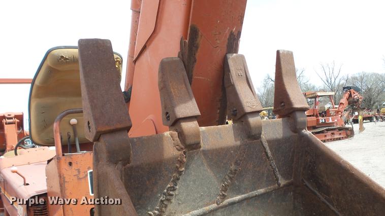 image for item DC3036 2000 Ditch Witch 8020 Turbo cable plow